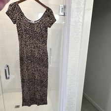 Billabong Beige Black Animal Print Sheath Dress Scoop Neck Short Sleeve Size M