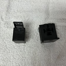 Panasonic 24V Automotive Relay CB1-R-M-24V & Bosch 5-Pin Connector Socket Kit