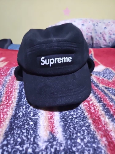 CASQUETTE DE CAMP POLARTEC SUPRÊME avec rabat NOIR