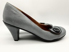 Gentle Souls by Kenneth Cole US 8 Women's Blue Gray Leather Vintage Style Pumps