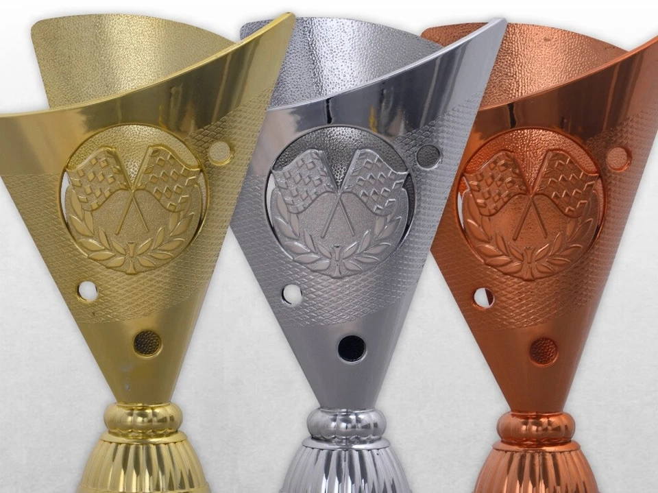 VEREINSSTORE Motorsport GoKart Motocross Pokale mit Gravur günstig kaufen komplett montiert