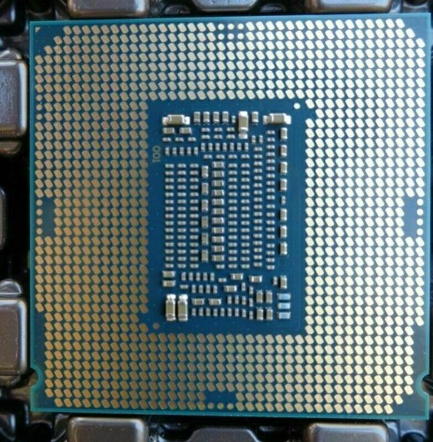Processeurs Intel Xeon E-2134 3,50 GHz CPU 8M cache 4 cœurs 14 nm SR3WP LGA1151 - Photo 2/2