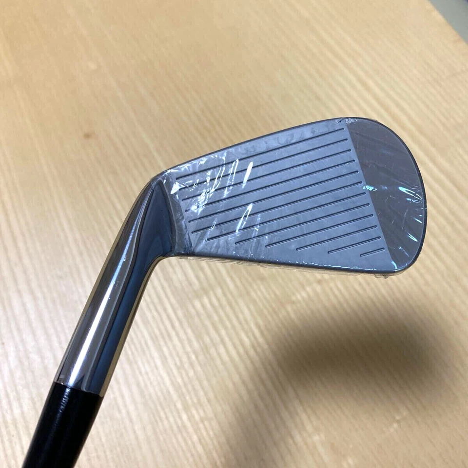 Nike 2 iron Tiger Woods Tour Blade Japan 🇯🇵 forged #2 iron Brand New !! - Image 3 of 4