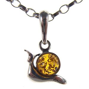 BALTIC AMBER STERLING SILVER 925 KANGAROO PENDANT NECKLACE CHAIN JEWELLERY GIFT 