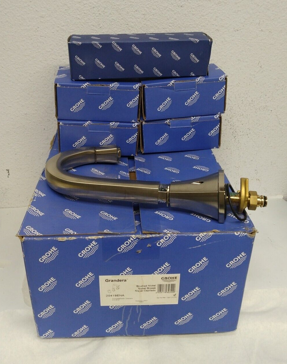 2-handle M-size Bathroom Faucet
