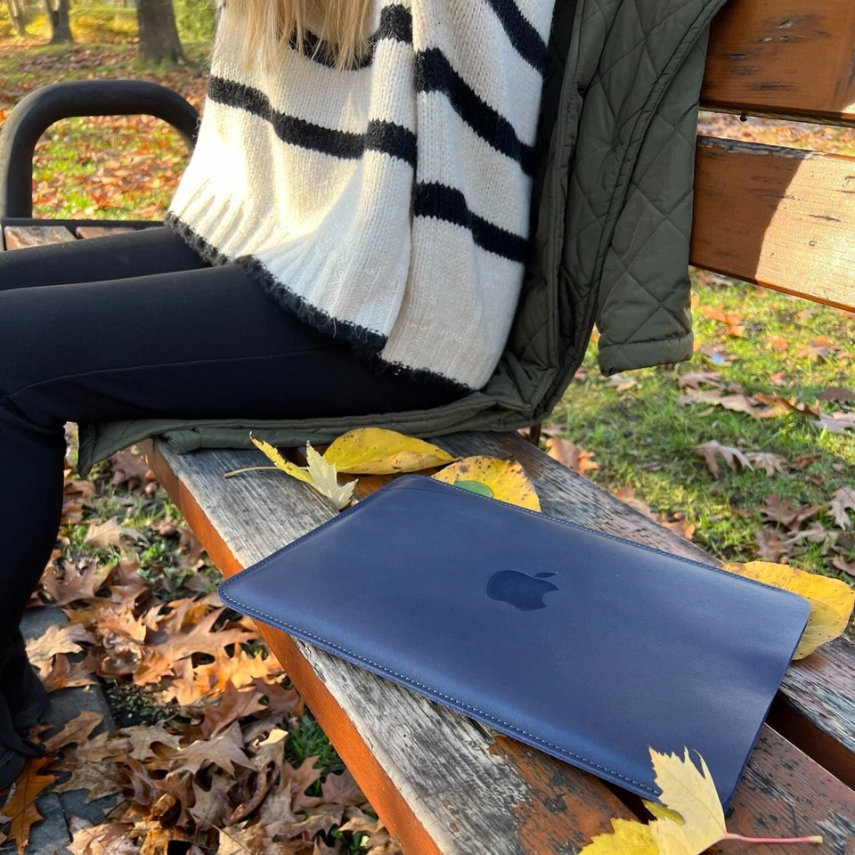 Leather case for 13 macbook Air  13 macbook Pro 13 inch sleeve 2018-2025 - Image 2 of 4