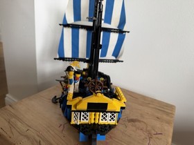 LEGO Pirates: Caribbean Clipper (6274)