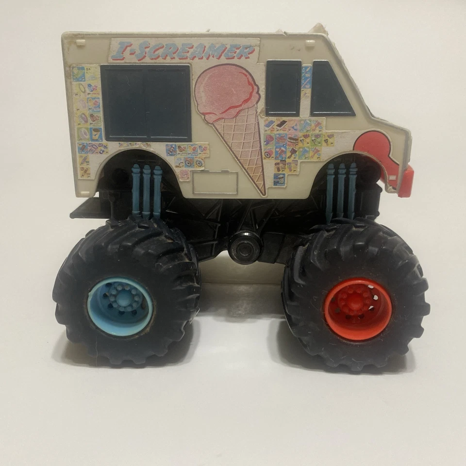 Disney Pixar автомобили автомобиля мультяшки Deluxe Monster Truck I-Screamer пластик 1:55 2013 - Изображение 2 из 4