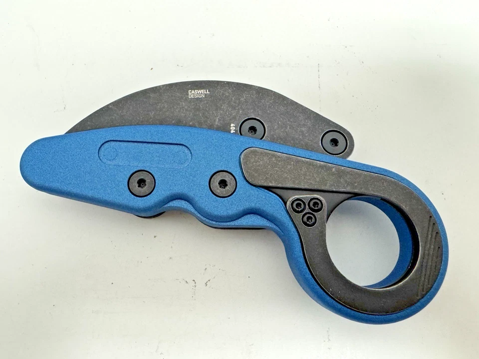 CRKT 4041B Provoke Azul Metálico Morphing Karambit Borde Liso Hoja Cinemática Foto 3 de 4