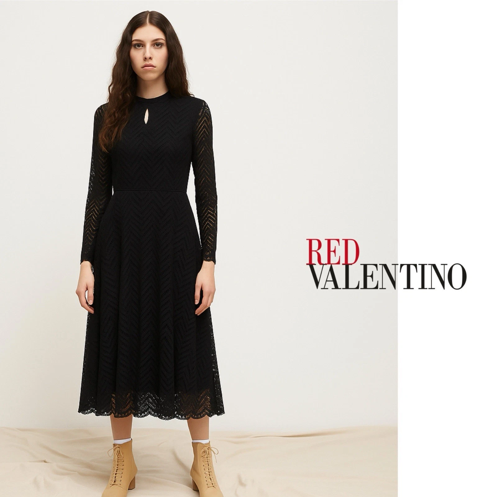 Abito sovrapposto rosso Valentino nero occhiello in pizzo taglia XS