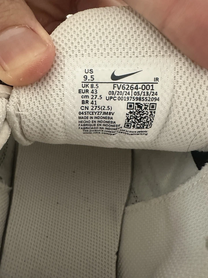Nike Air Max Plus, foto 3 de 5