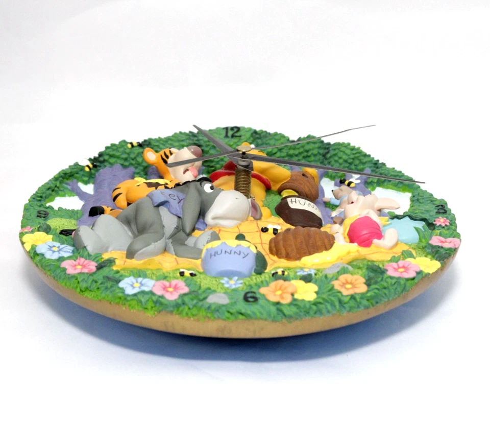 Reloj de Pared Disney Winnie The Pooh Coleccionable Picnic 3D Tigger Eeyore Piglet Roo Foto 4 de 4
