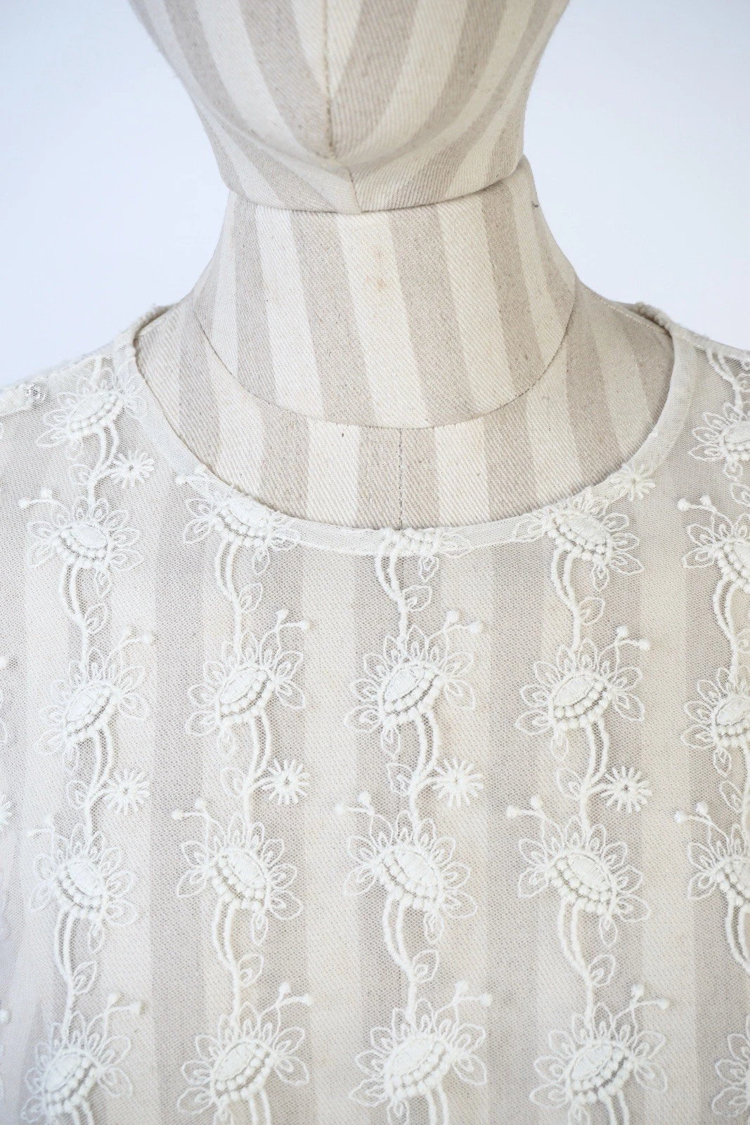 OFF WHITE Mini abito Allsaints bianco pizzo maniche medie volant floreale foderato trasparente