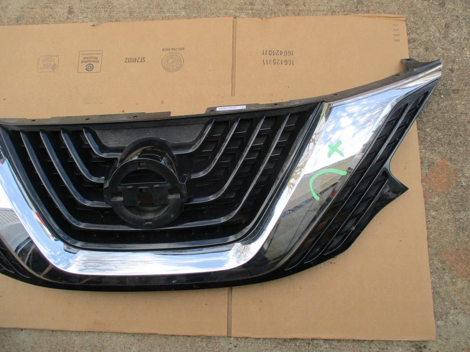 2015 2016 2017 2018 NISSAN MURANO FRONT GRILLE GRILL OEM 62310 5AA1A - Image 2 of 4