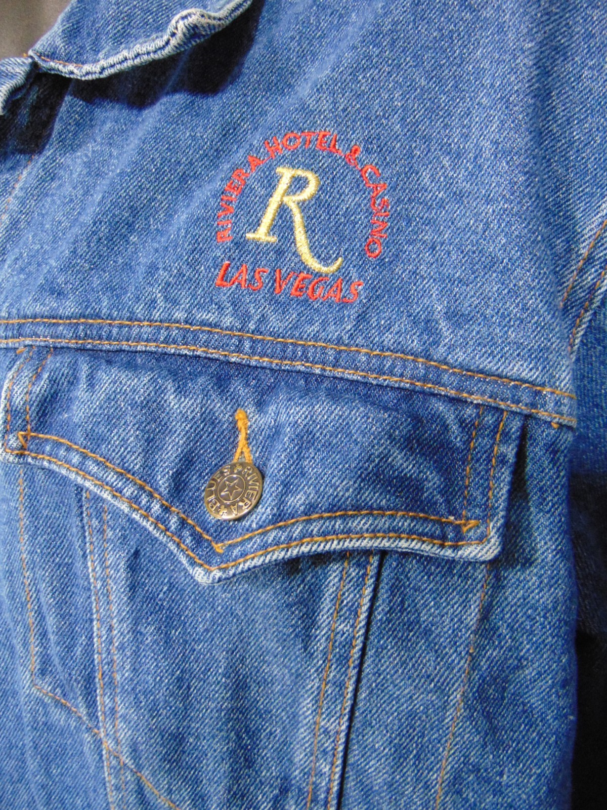 RIVIERA BLUES Hotel Casino Men's Vintage 1990's Jean … Gem