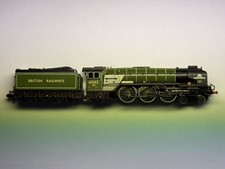 Graham Farish (372-800) Class A1 4-6-2 '60163' "Tornado" in BR Green - DCC Ready