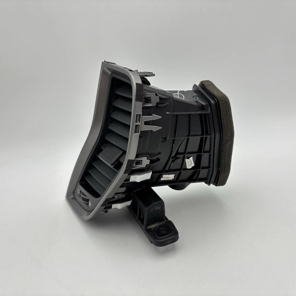 Hyundai Santa Fe 2013-2018 moldura de ventilación de aire lado derecho central OEM 974204Z000 Foto 4 de 4