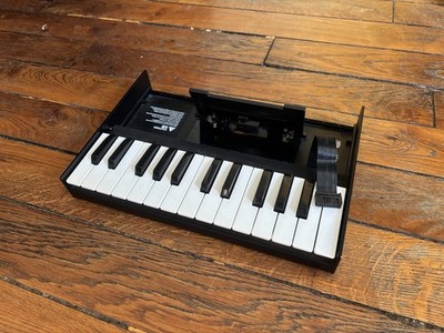 Roland K-25m Boutique Series 25-Note Velocity Sensitive Keyboard For Synthesizer