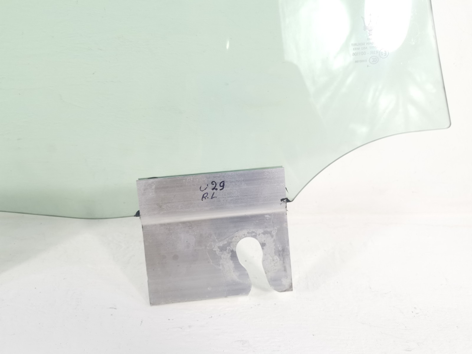 Maserati Ghibli S Q4 2015 3.0 L Rear Left Driver Side Door Window Glass OEM