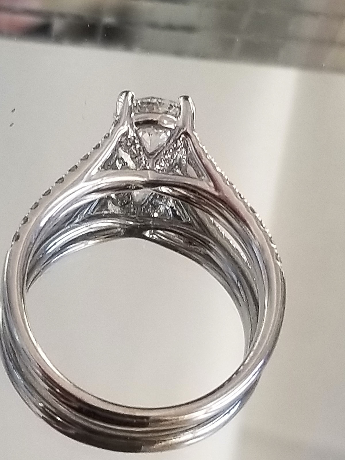 Sparkling Natural Diamond Solitaire Split Shank 1… - image 2