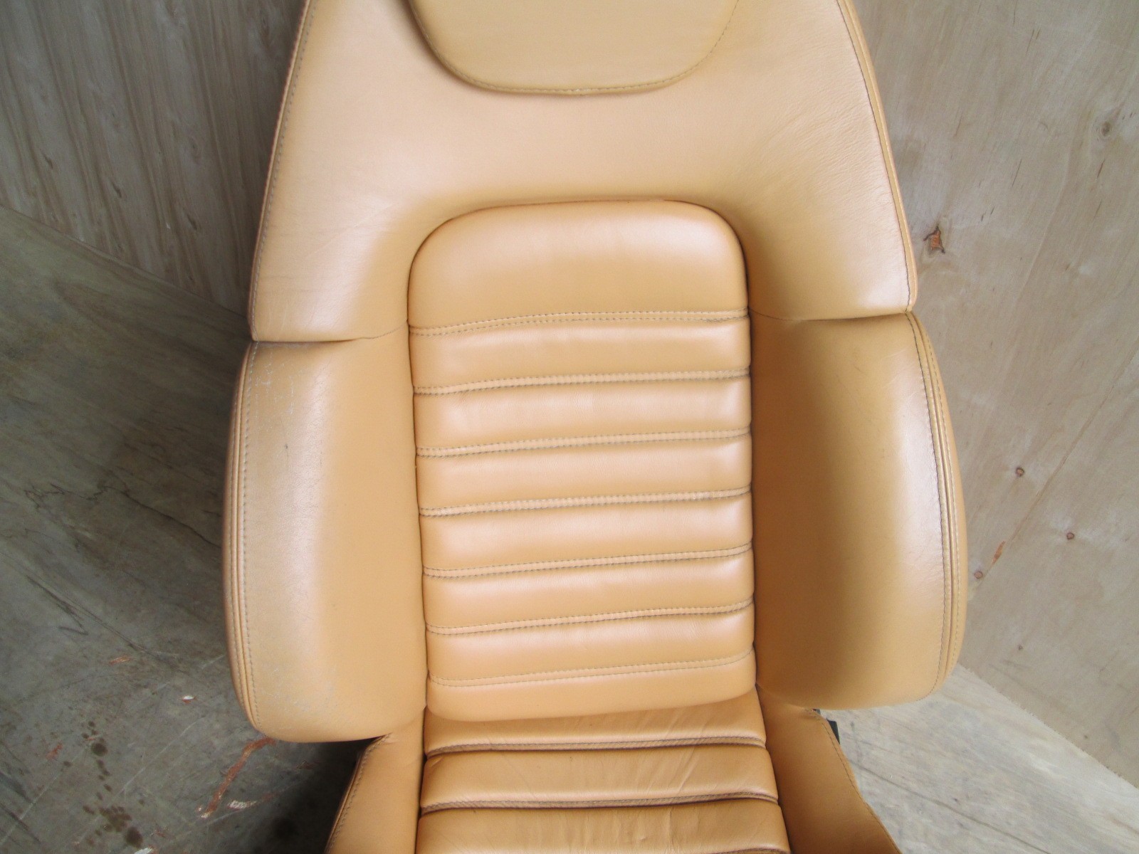Ferrari 360 - RH / Passenger Seat - Beige 4208