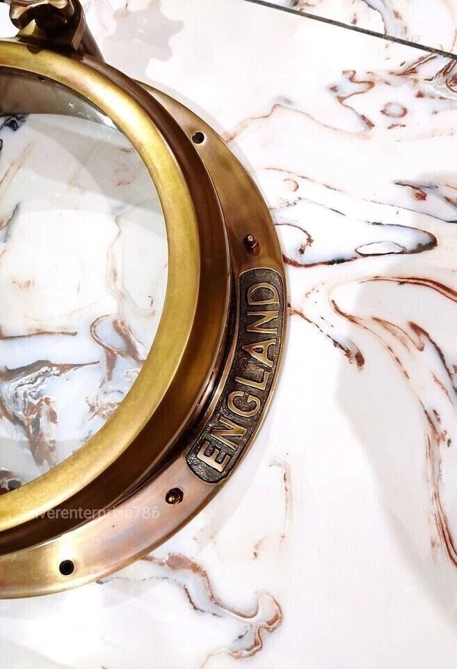 Antigua ventana de latón ojo de buey ventana pesada cabal barco ojo de buey Foto 4 de 4