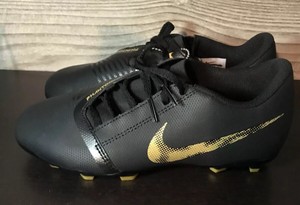 Nike Junior Phantom Venom Club FG Botines de fútbol Oro Negro AO0396-077  Talla 5y Envío Gratis | eBay