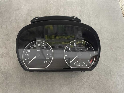 BMW 1er E87 Kombiinstrument Tacho 916681302 102493285