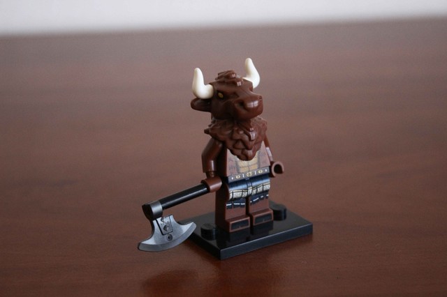 lego minotaur minifigure