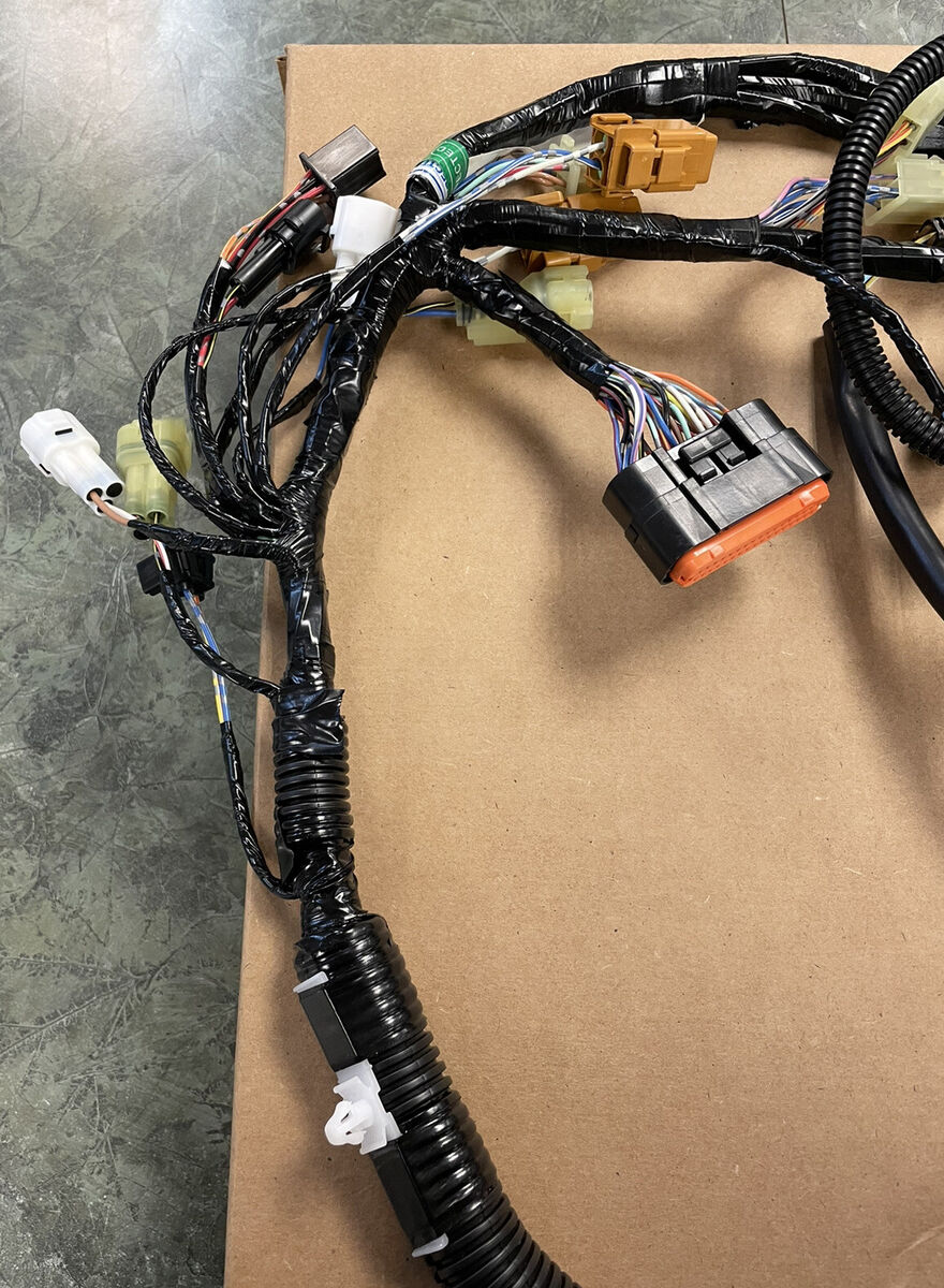 s-l1200.jpg s-l1200.jpg