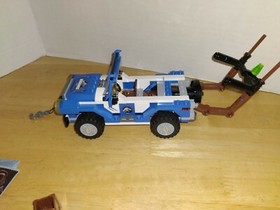 Lego 75916 Jurassic World Dilophosaurus Ambush Truck Jeep & Figures