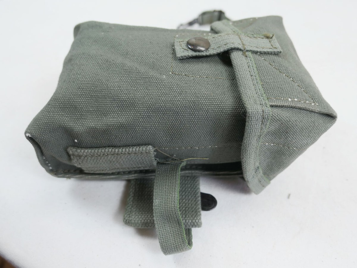 1x TYPE US Vietnam M-1956 Case small arms Ammunition pouch 