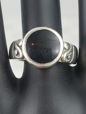 Vintage Sterling Silver 9mm Black Onyx Scroll Solitaire Ring Size 8 - 6.3 Grams