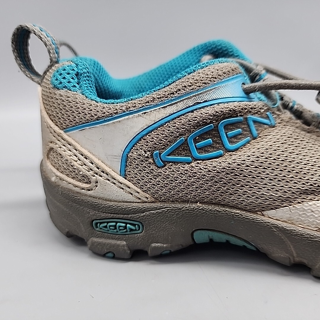 Scarpe da acqua stringate blu Kid Keens taglia 10 grigie punta chiusa