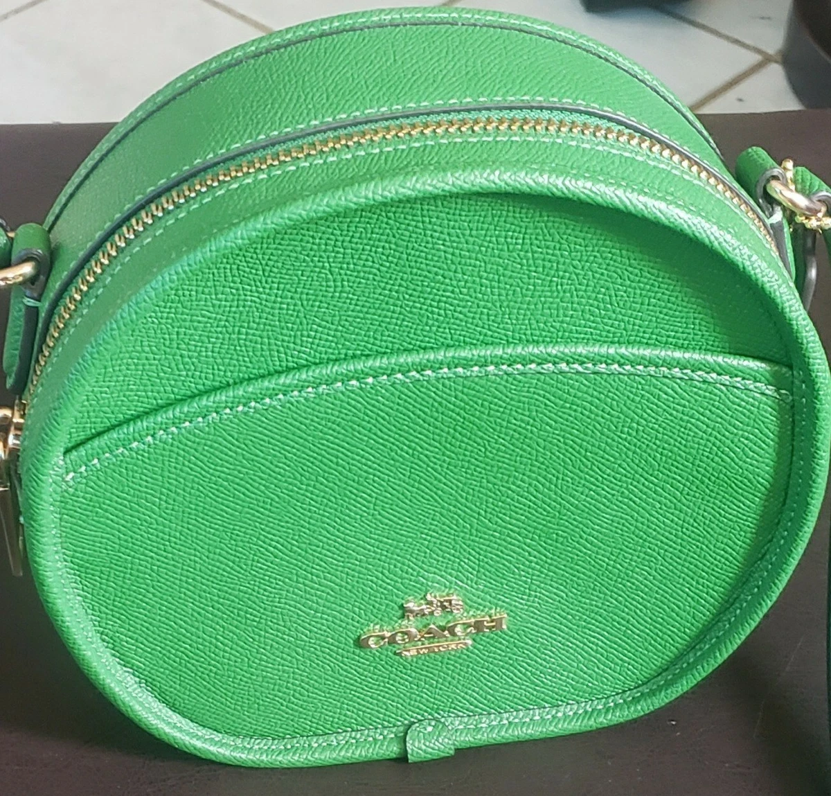 Bottega green / Kelly green  Kelly green, Intense, Green