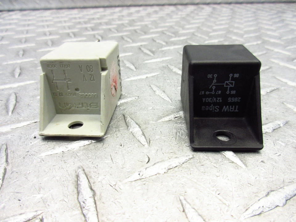 00-06 Vespa ET4 M198F 2002 relé mixto eléctrico OEM funciona Foto 3 de 4