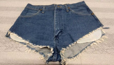 Vintage WRANGLER Shorts Denim SUPER SHORT Daisy Dukes Skimpy 30 in waist