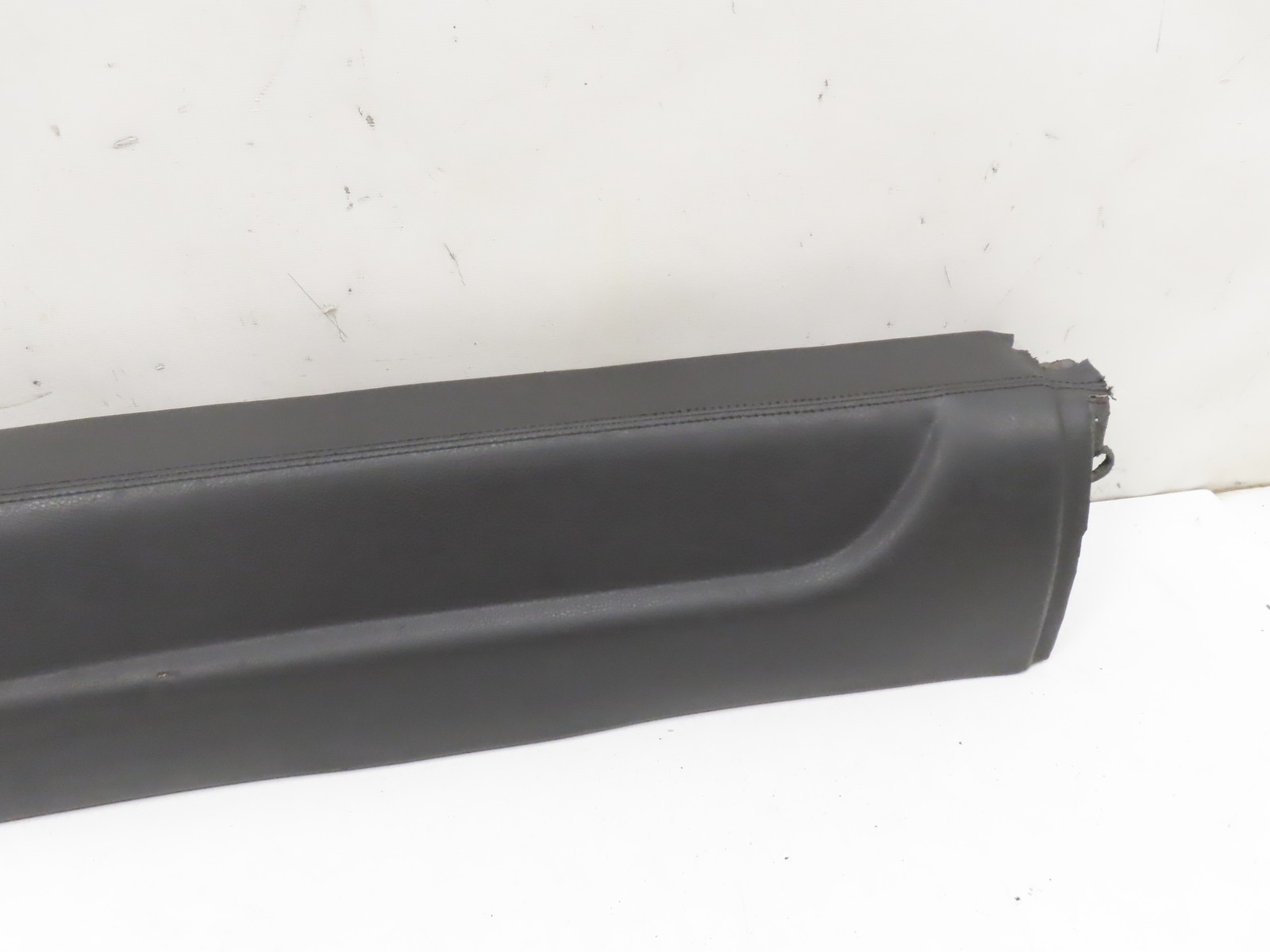06 Lamborghini Gallardo #1310 Trim, Door Sill Cover Leather Black Left 400854903