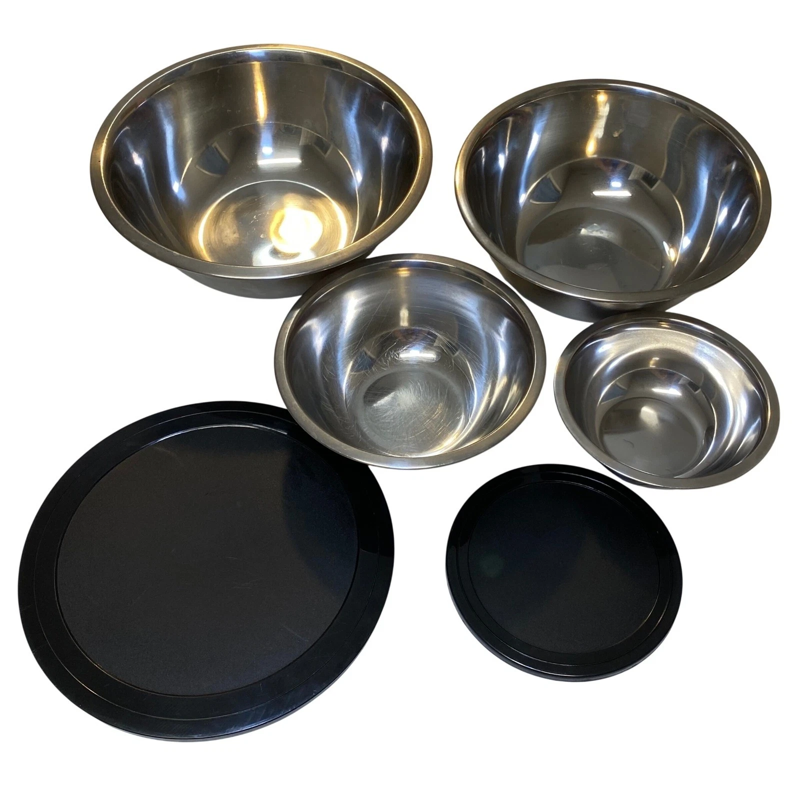 WHISKO Stainless Steel Mixing Bowl Set 4 Bowls 2 Lids Nesting Kitchen Prep
