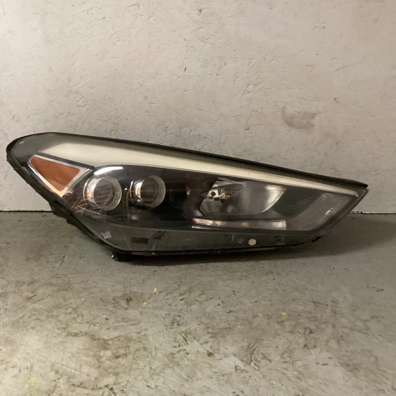 2016-2018 HYUNDAI TUCSON RIGHT RH PASSENGER SIDE HEADLIGHT OEM DUAL PROJECTOR