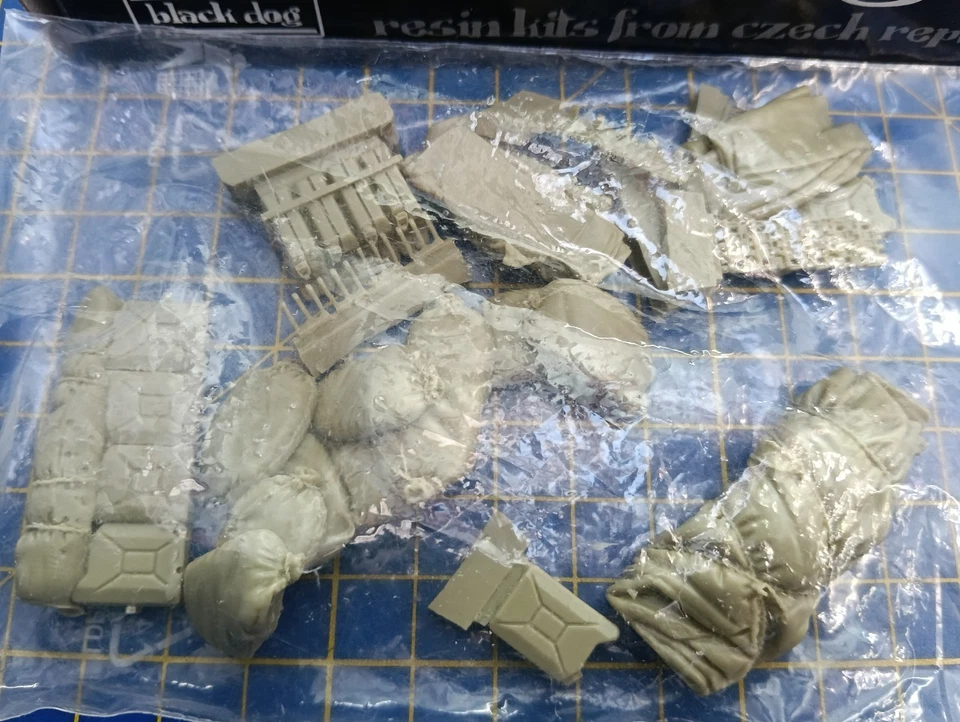 BLACK DOG 1/35 ACCESSORI PER CARRI SERIE M13/14 - Immagine 2 di 2