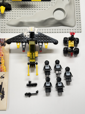 Vintage LEGO Space: Message Intercept Base (6987) 99.5% Complete