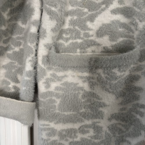 Halston L grau weiß Jacquard weich bequem Stretch Strick Long Cardigan Pullover Mantel - Bild 8 von 14