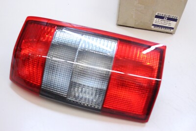 ORIGINAL OPEL Omega B Caravan Heckleuchte RECHTS 90487577 OVP