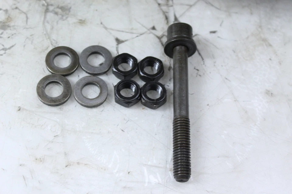 05-07 BMW R1200GS OEM LEFT ENGINE TOP END CYLINDER HEAD - Image 2 of 4