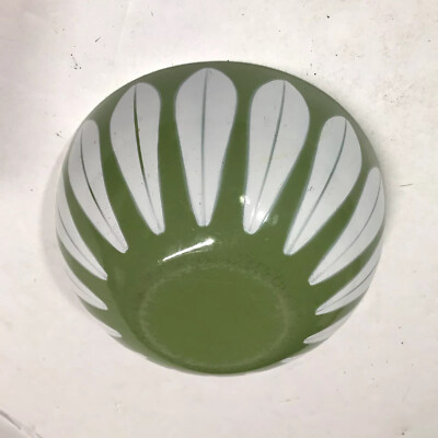 Vintage Cathrineholm Norway Enamel Green White Lotus Bowl