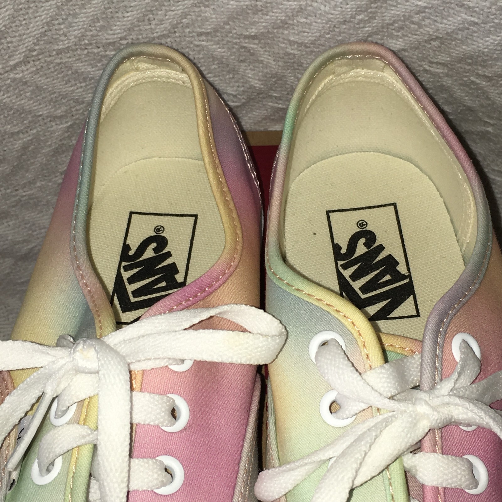 MEN'S 5.5 LADIES 7 VANS AUTHENTIC AURA SHIFT MULTI WHT LO LACE UP VN0A2Z5IWGQ