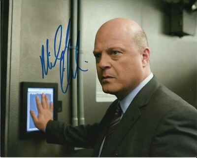 MICHAEL CHIKLIS SIGNED PHOTO 