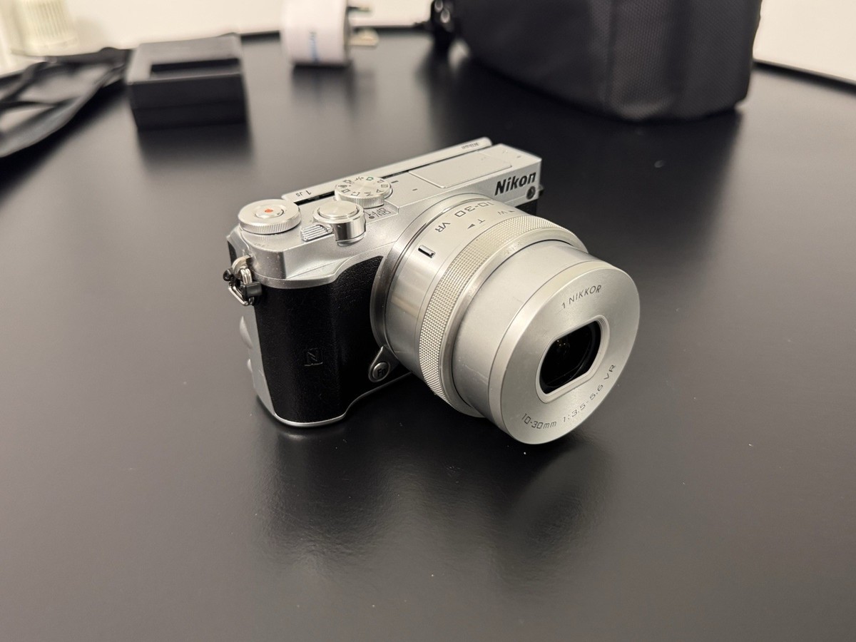 Nikkor Nikon J5 For Sale Nikon J5 Camera With NIKKOR Lens