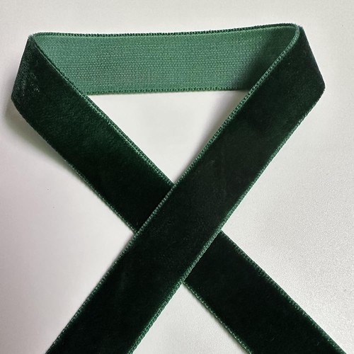 Dark Green Velvet Ribbon Spool 5/8 Inch x 20 Yards for Crafts Gift Decor - Picture 3 of 6